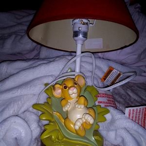 Baby simba lamp